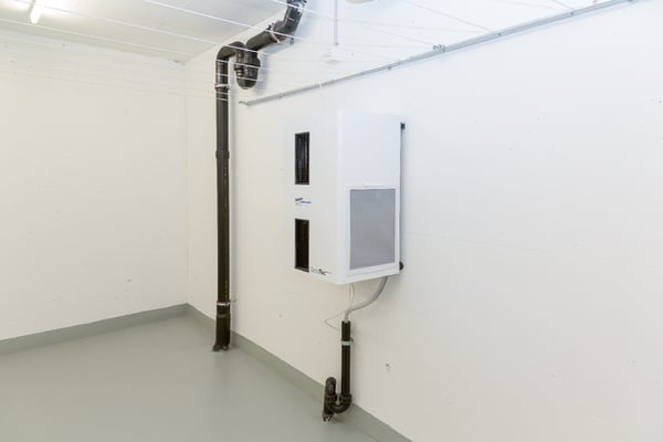 Schmid | Bauaustrocknung | Trockenraum | Wäscheleine | 1200x800