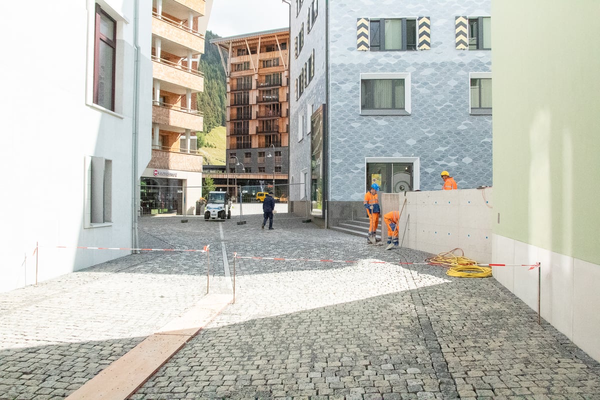 Schmid Projekt Andermatt Ressort Reuss Umgebung Baustelle (6)