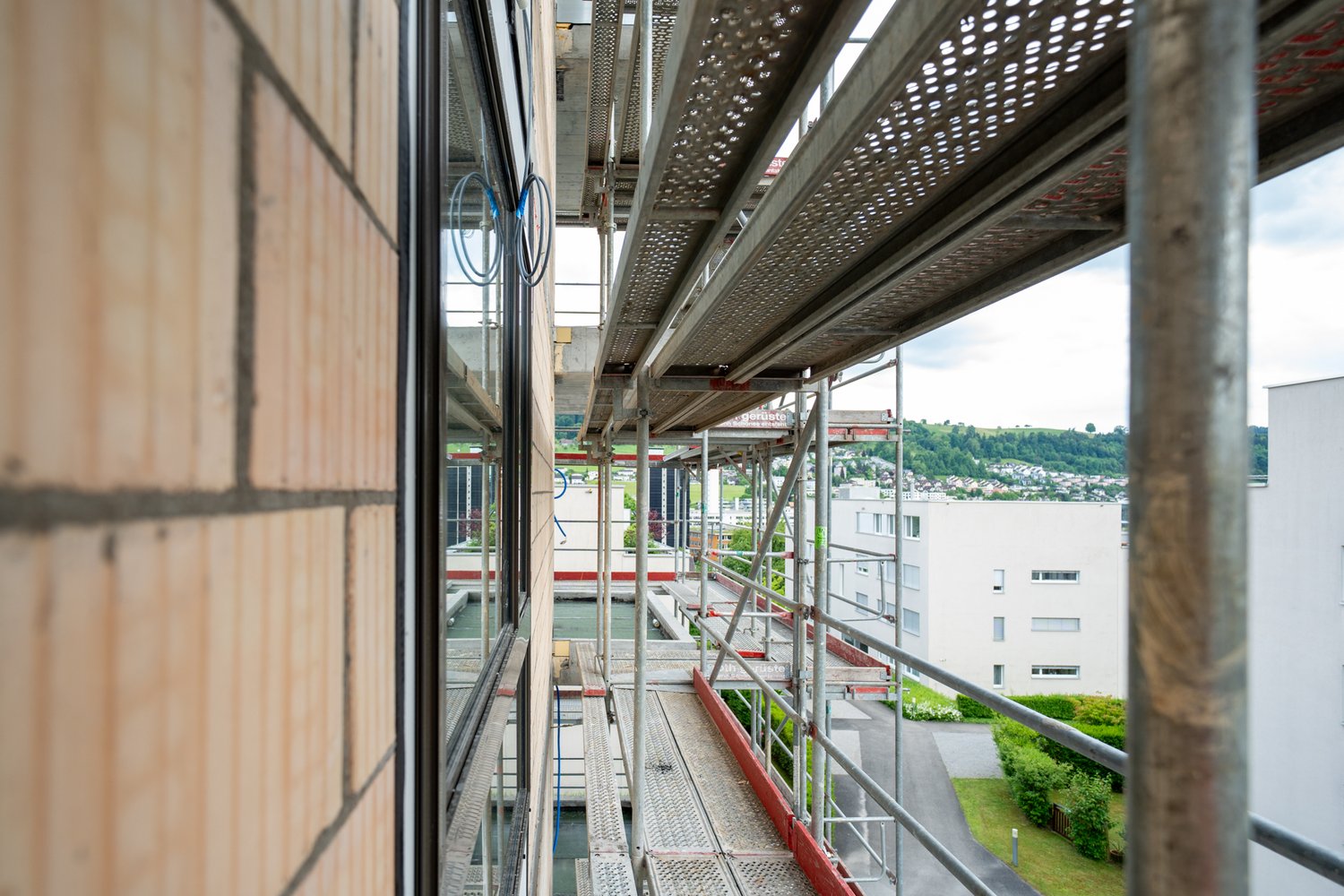 Fassade des Rohbaus Nielsenstrasse 16 Buchrain
