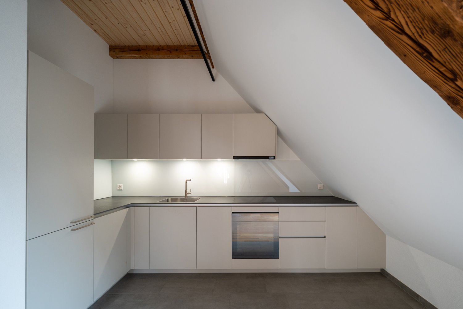 Küche der Dachwohnung im Löwen in Sursee