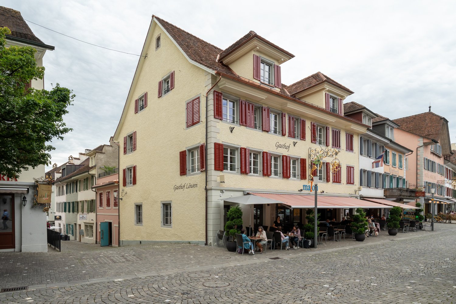 Fassade des sanierten Löwen in Sursee
